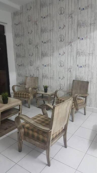 3Rooms 10Pax Mc 5 Star Hotel Sofa&Bed Mrt Mcd Axiata Сери-Кембанган Экстерьер фото